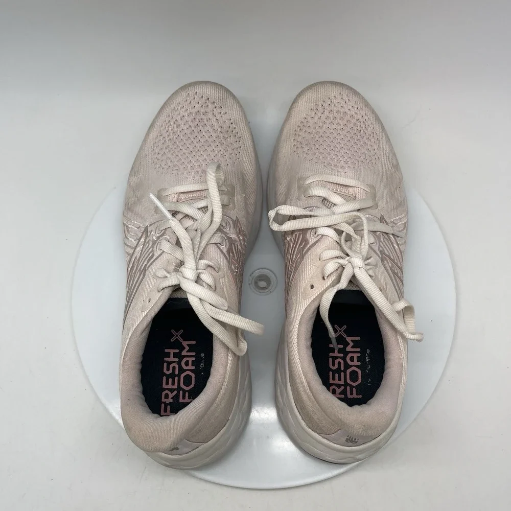 New‎ Balance Sneakers Womens 9.5 D Fresh Foam X Vongo V5 WVNGOCP5 Pink Shoes